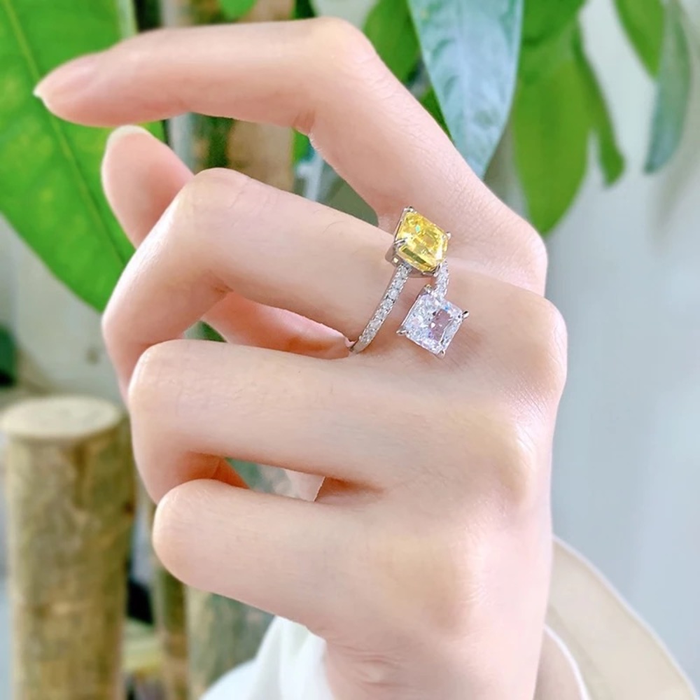 18k 2.6ct Radiant Cut Wrap Ring - Picture 5 of 11